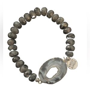 Sliced agate Kinsley Armelle Boho bracelet. Gently loved 🥰